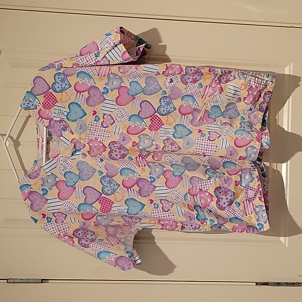 Set of 4 Scrub Tops - Size large